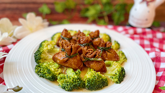 Photo of Five Prosperity Pouch With Broccoli