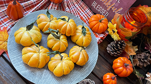 Photo of Kabocha Squash Curry Potato Buns